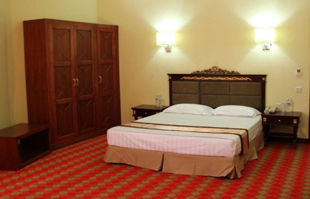 Sky Man Hotel Gyogon Bagian luar foto