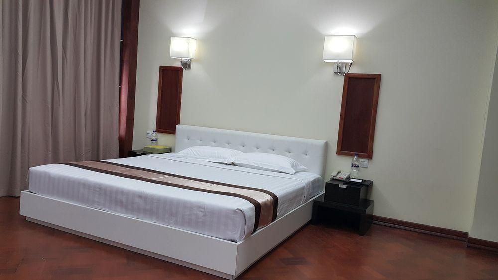 Sky Man Hotel Gyogon Bagian luar foto