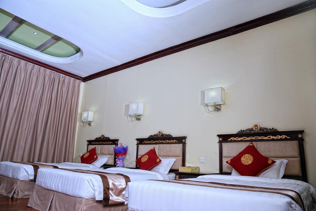 Sky Man Hotel Gyogon Bagian luar foto