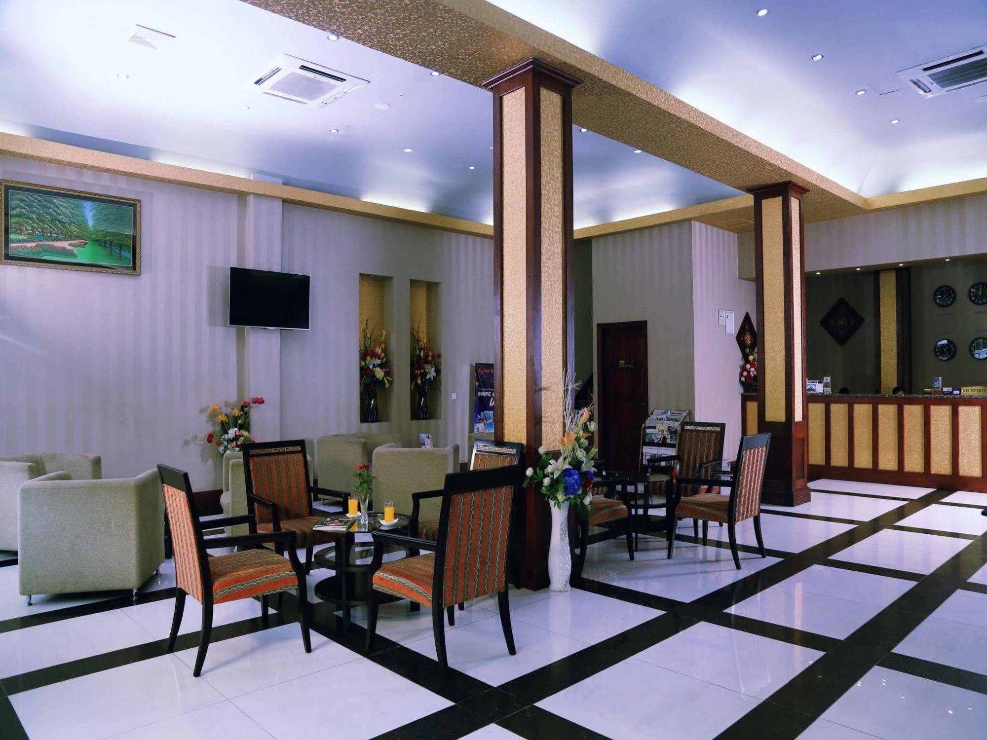 Sky Man Hotel Gyogon Bagian luar foto