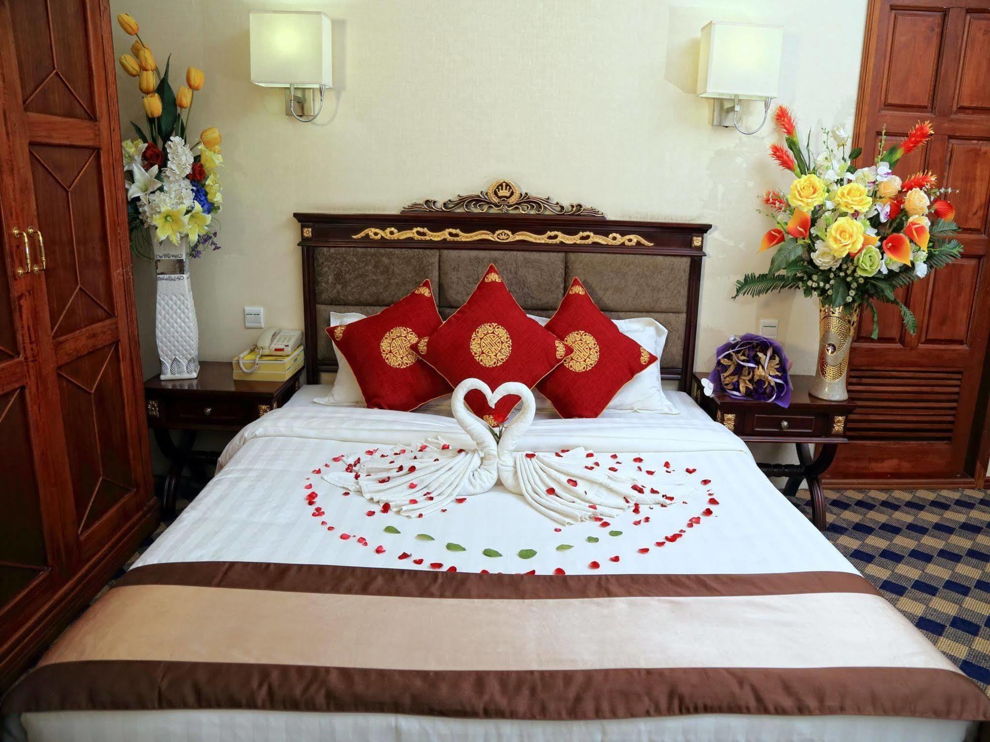 Sky Man Hotel Gyogon Bagian luar foto