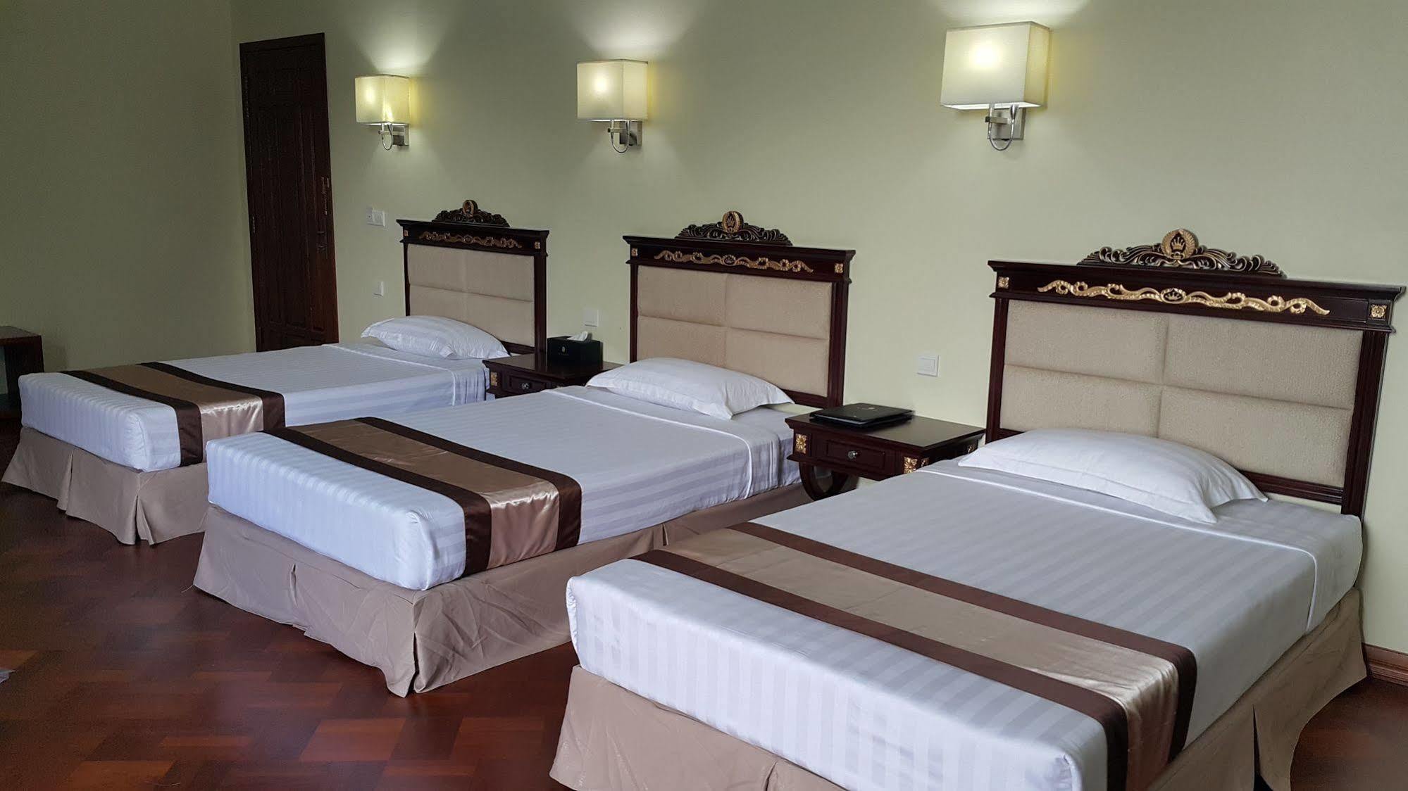 Sky Man Hotel Gyogon Bagian luar foto